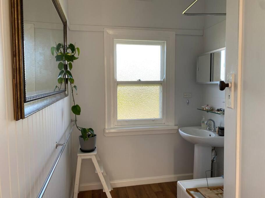 Windspray Cottage ポート・アルバート エクステリア 写真