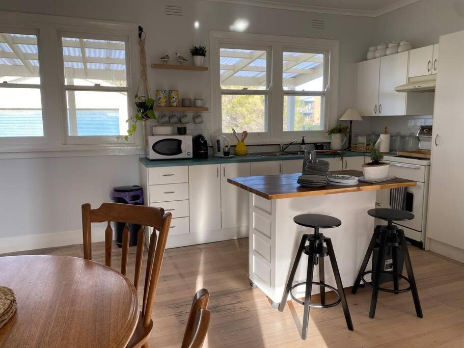 Windspray Cottage ポート・アルバート エクステリア 写真